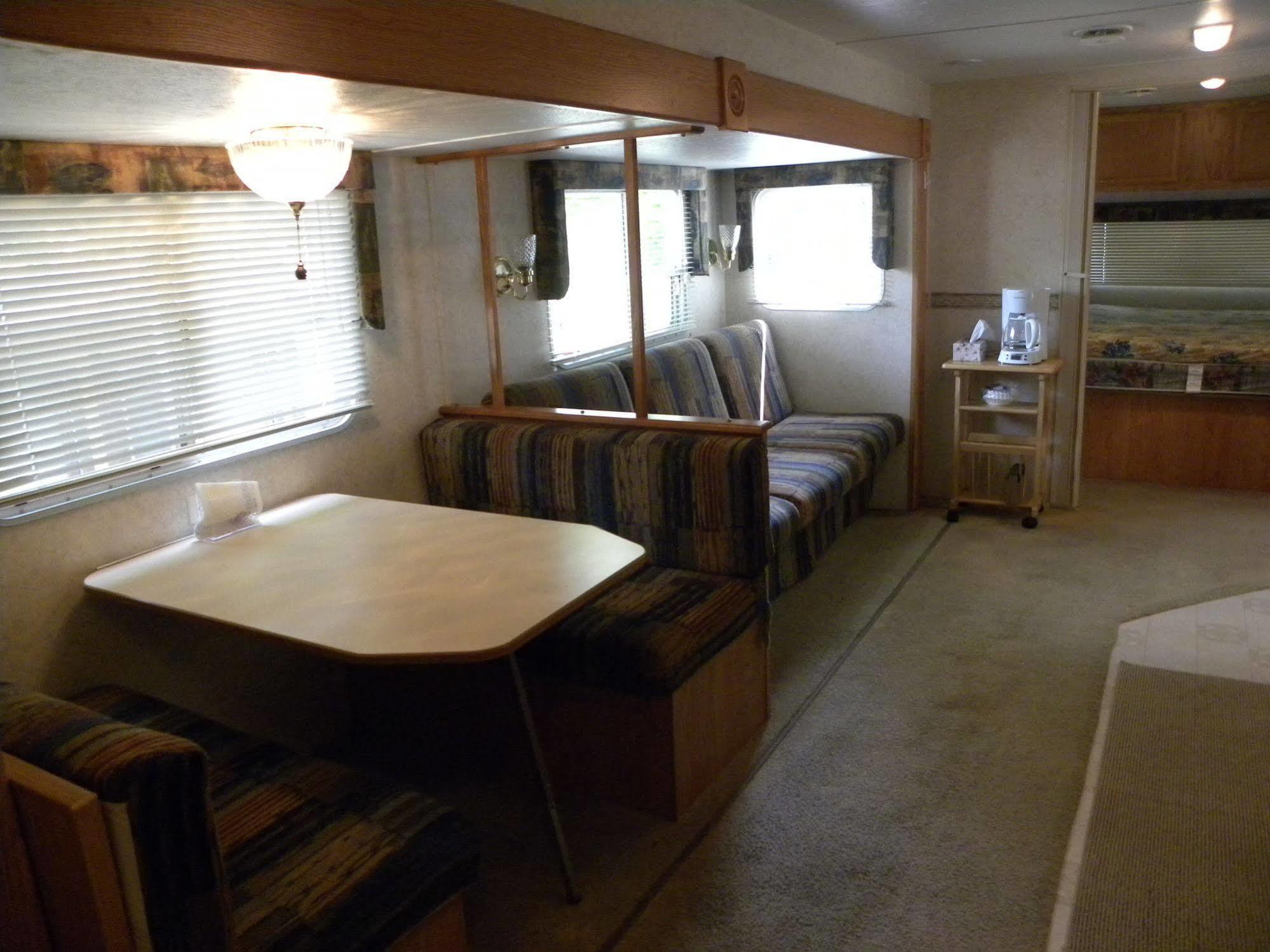 Countryside Campground Apartment Mogadore Екстериор снимка